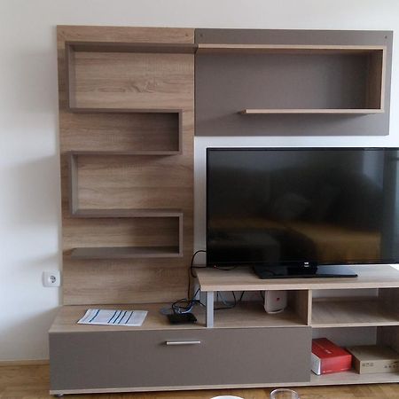 Apartman Τρέμπινιε Εξωτερικό φωτογραφία